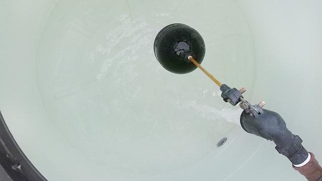 Somos especialistas en limpieza y desinfección de tinacos marca Rotoplas y Citijal